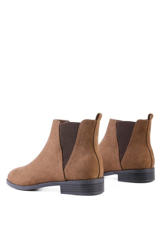 Fari Chelsea Boot In Brown