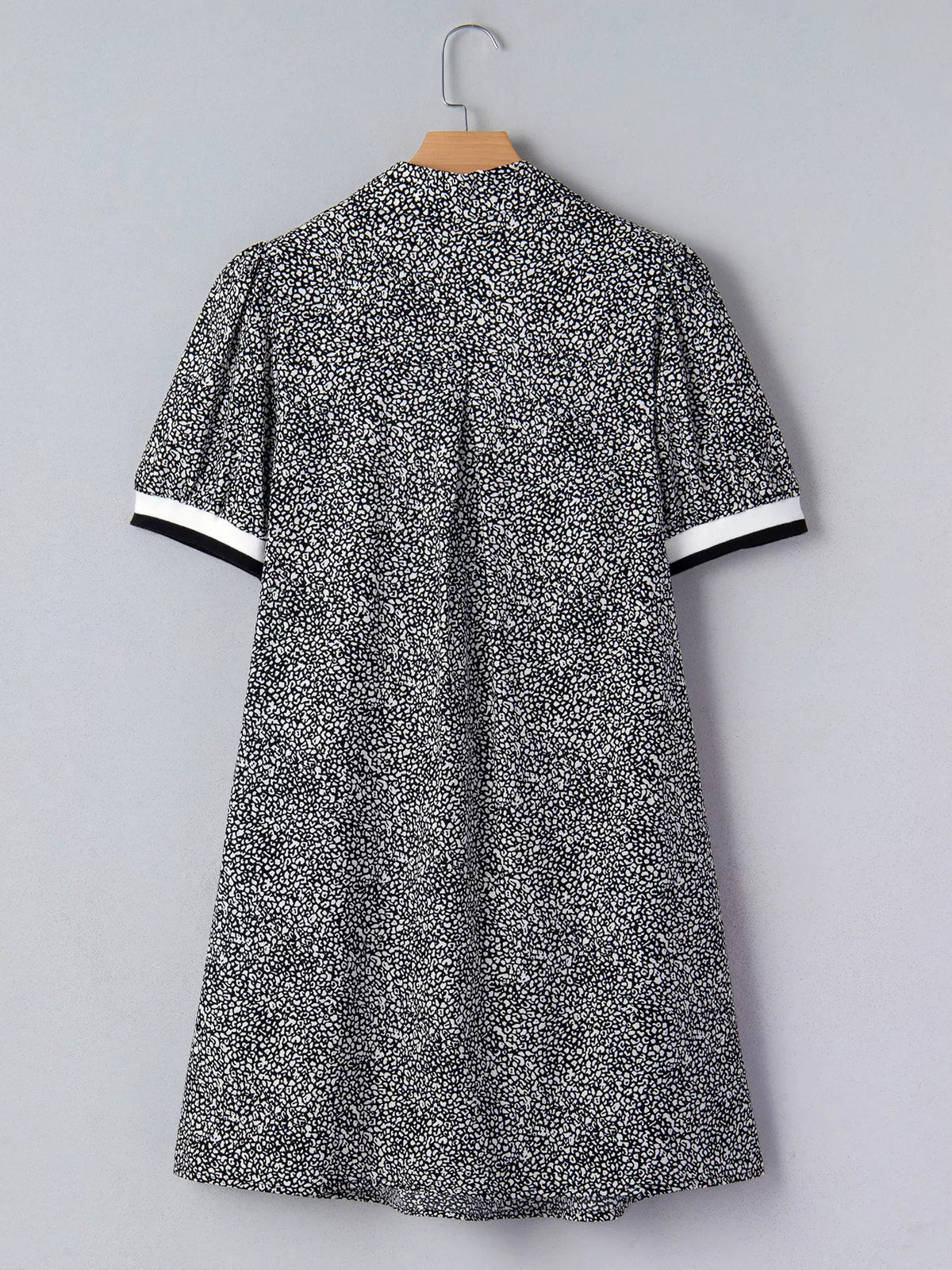 Leopard Print Contrast Striped Trim Polo Collar Short Sleeve Dress with Pockets