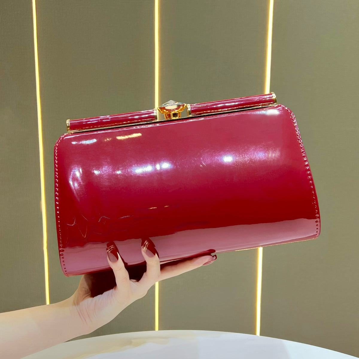 Elegant White Glossy Clutch Shoulder Bag
