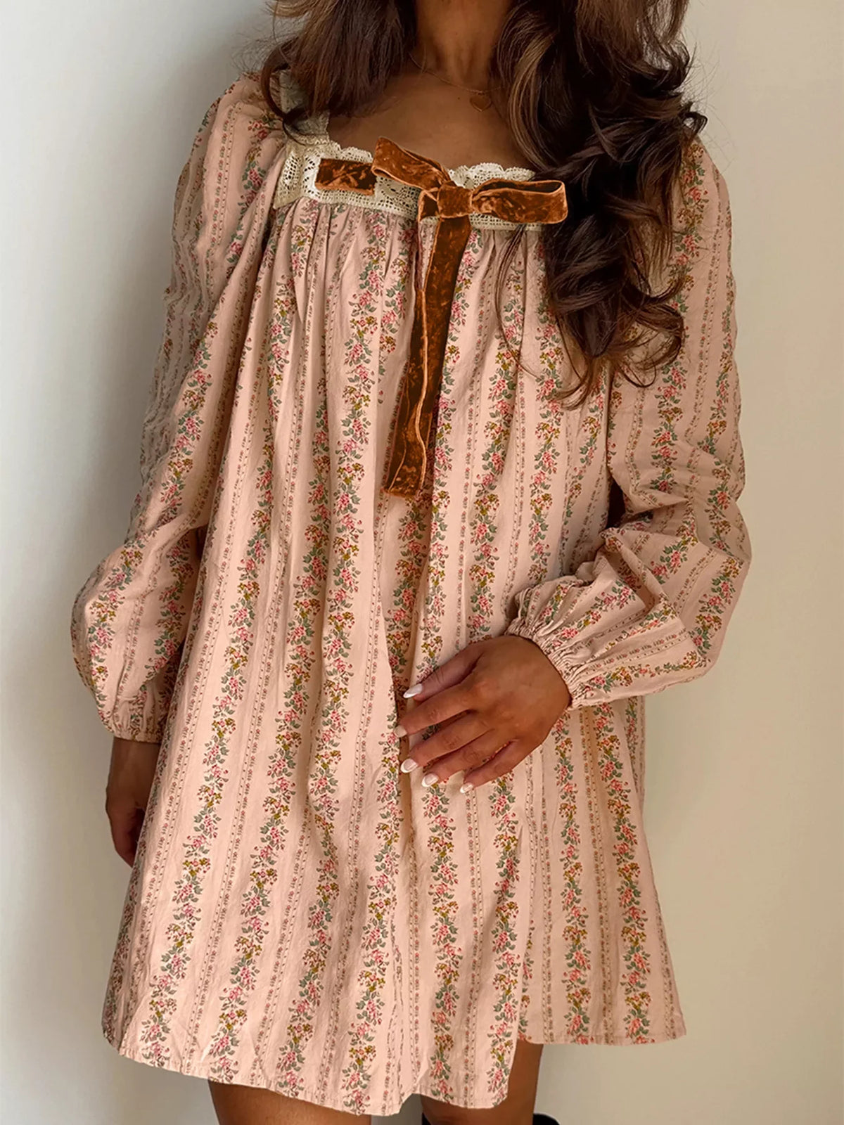 Floral Print Bow Lace Patchwork Long Sleeve Loose Mini Dress