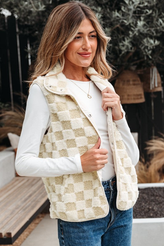 Checker Sherpa Snap Button Vest Jacket With Pocket